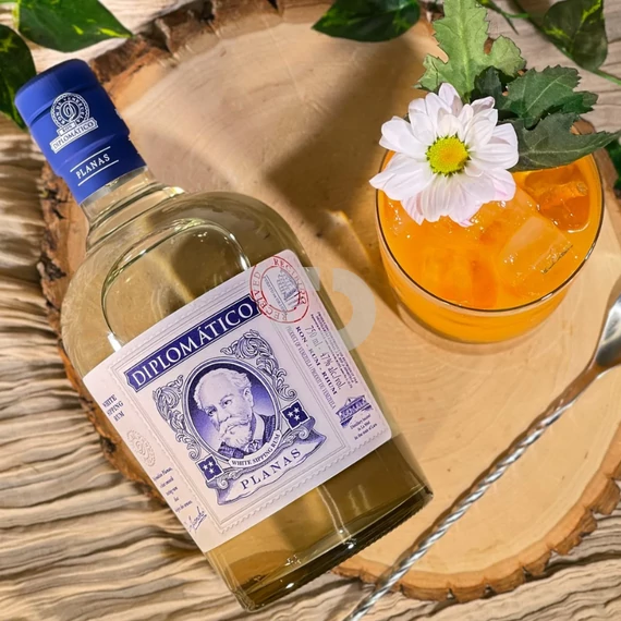 Diplomatico Planas (47% - 0,7L)